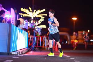 BIB: 600, 1998
                            <button type="button" onclick="openModal(22980589)" class="btn btn-primary btn-sm float-right btn-popup" data-toggle="modal" data-target=".modal-high-quality">
                        <i class="fas fa-shopping-cart"></i> Add to Cart
                    </button>
                                            <button type="button" onclick="isThisMe(22980589, true)" class="btn btn-success btn-sm float-right btn-popup btn-isme hidden" data-toggle="tooltip" data-placement="bottom" title="นี่คือรูปของคุณใช่ไหม คลิกที่นี่เพื่อเอาเข้าอัลบั้ม">
                        <i class="fas fa-plus"></i> Add to album
                    </button>
                    <button type="button" onclick="isThisMe(22980589, false)" class="btn btn-warning btn-sm float-right btn-popup btn-isnotme hidden">
                        <i class="fas fa-ban"></i> Remove from album
                    </button>